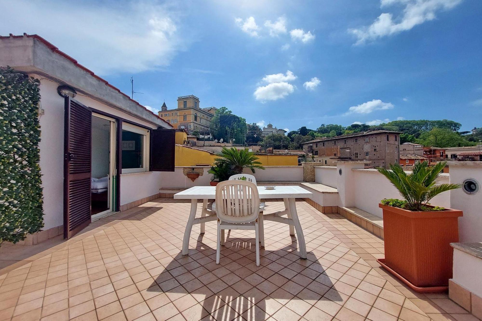 Magic Trastevere On Roof Terrace Rom