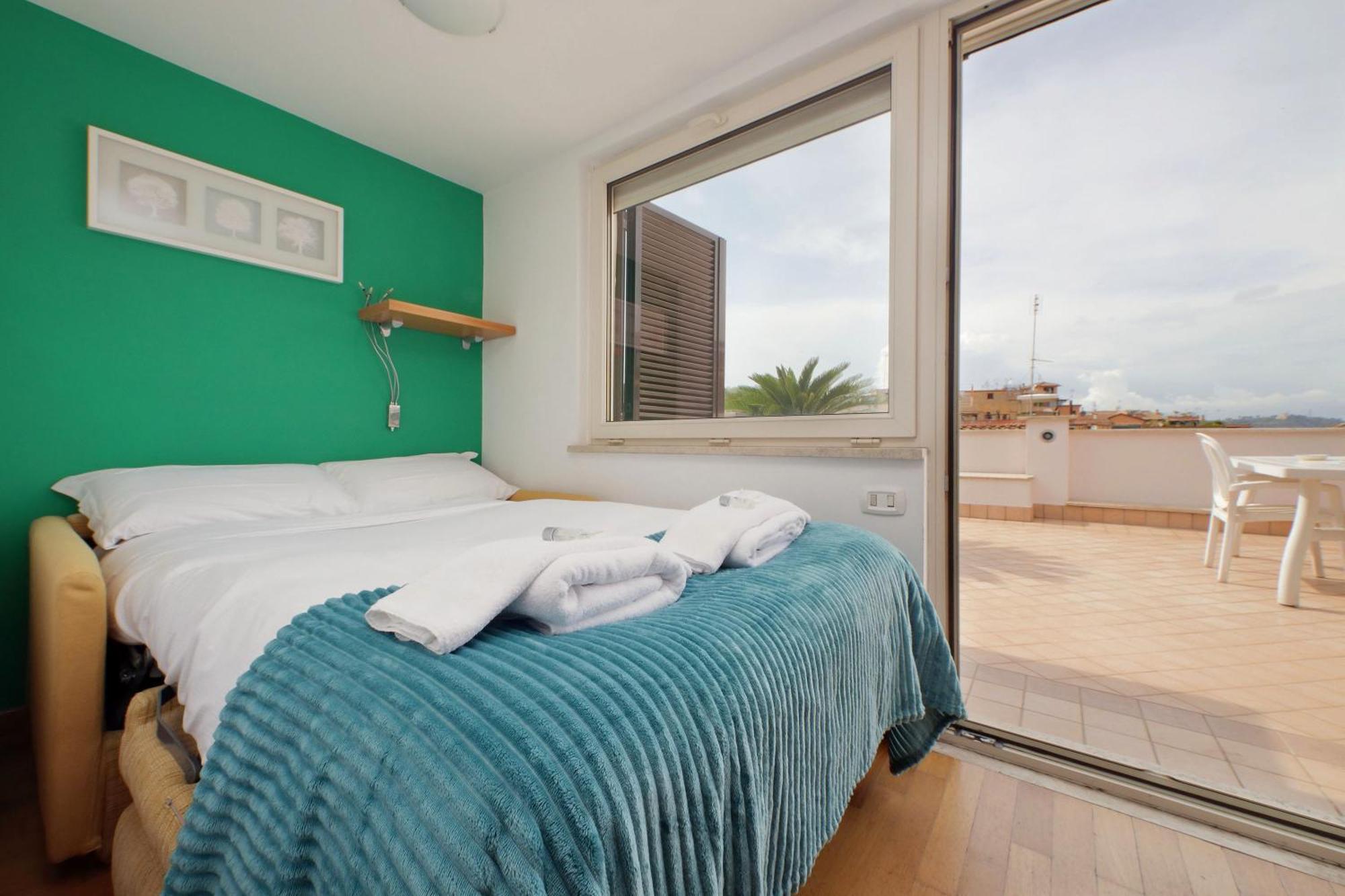 Privatunterkunft Magic Trastevere On Roof Terrace *