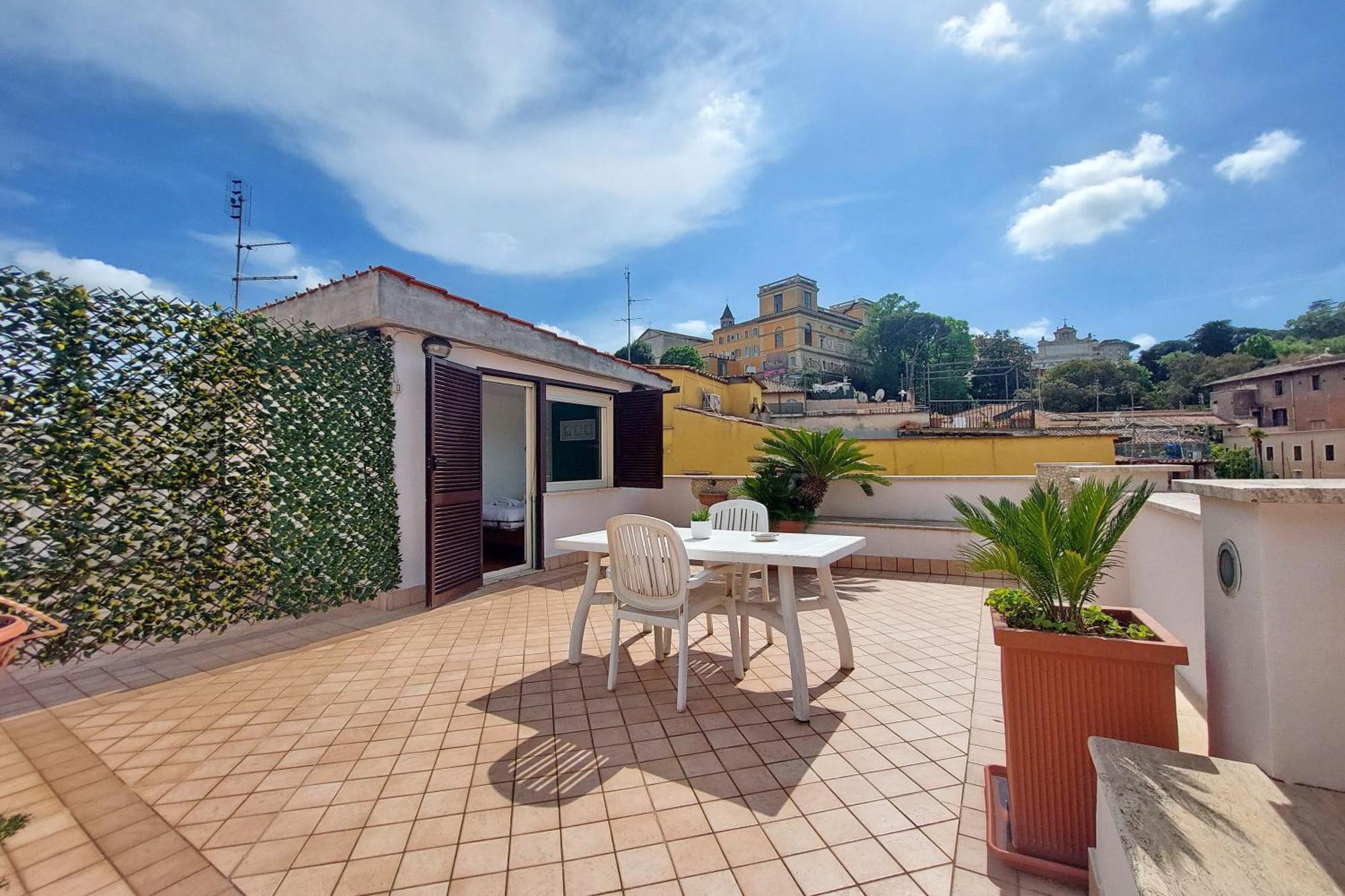 Magic Trastevere On Roof Terrace Rom